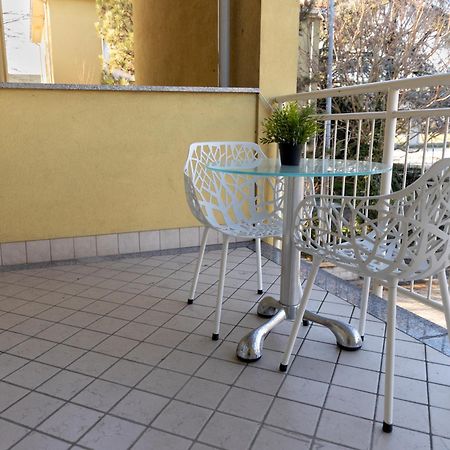 Hotel Giallo Noceto Bagian luar foto