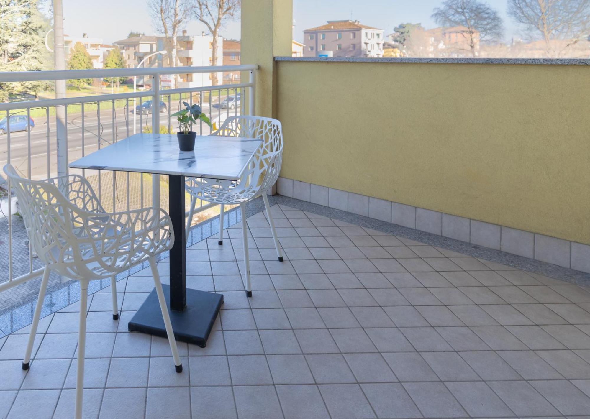 Hotel Giallo Noceto Bagian luar foto